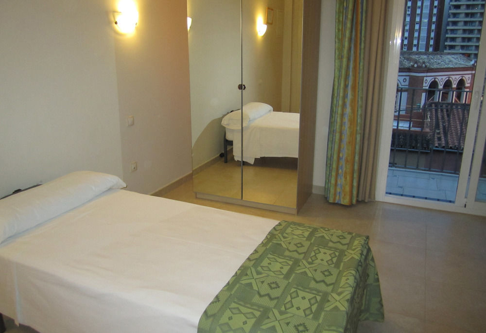 Hotel Eliseos Малага Екстер'єр фото