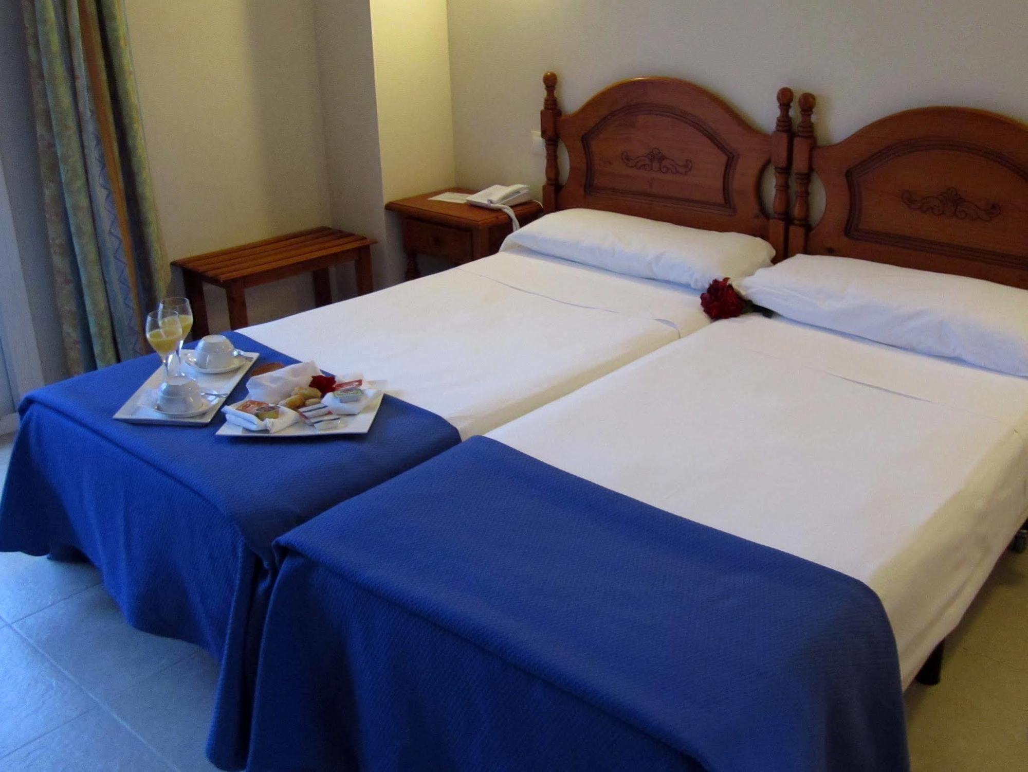 Hotel Eliseos Малага Екстер'єр фото