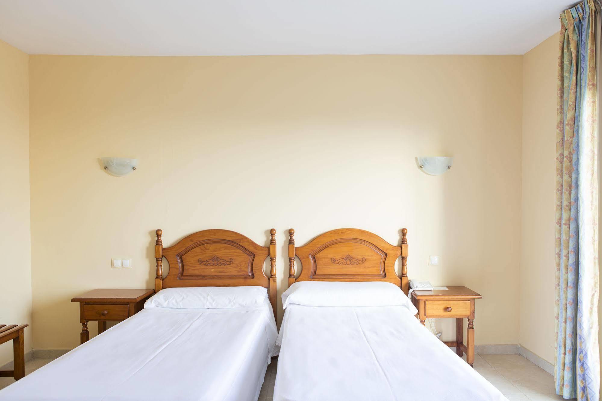 Hotel Eliseos Малага Екстер'єр фото