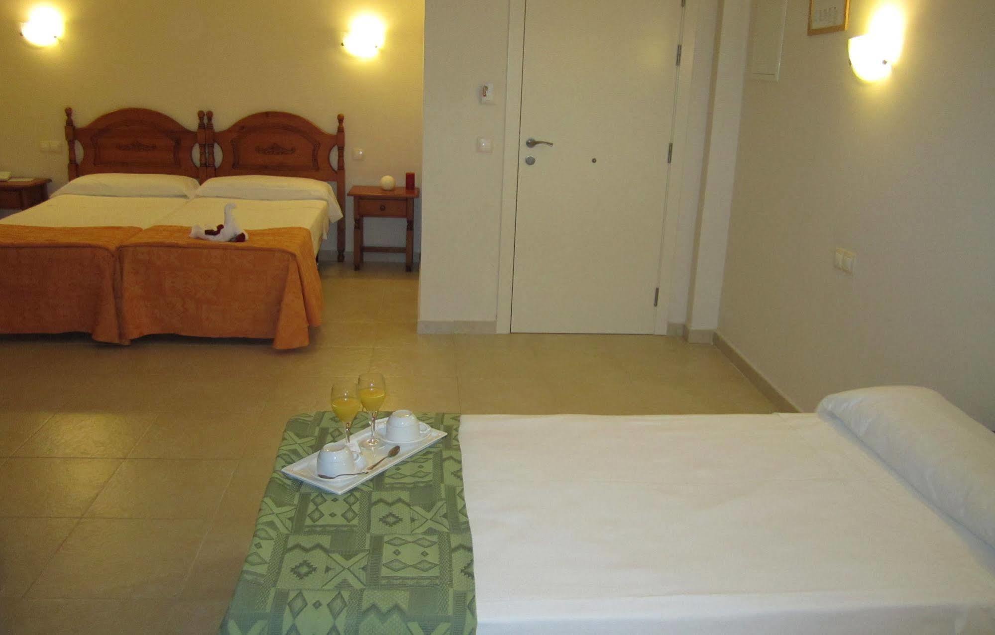 Hotel Eliseos Малага Екстер'єр фото